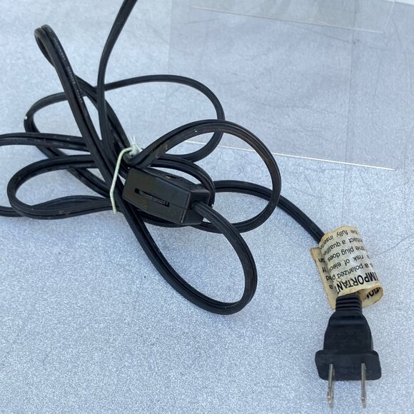 Tiffany Style Stained Glass Santa Accent Desk Lamp - Picture 11 of 13